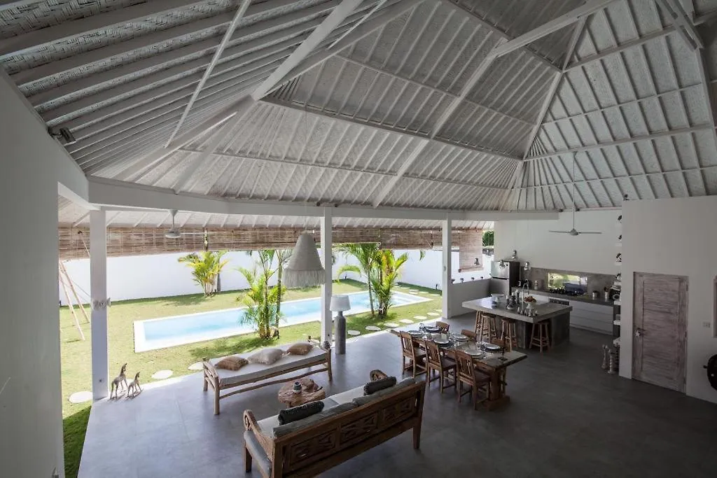 Spacious 3Br Villa, 5Min Batu Belig Beach 세미냑 0*,  인도네시아