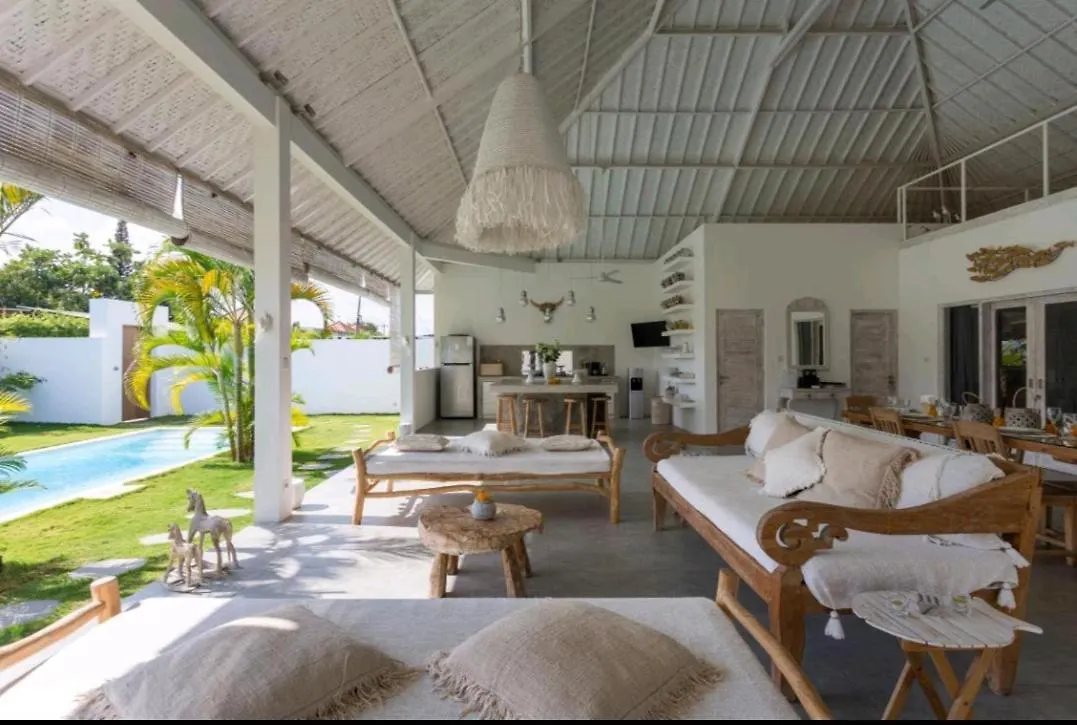 빌라 Spacious 3Br Villa, 5Min Batu Belig Beach 세미냑 인도네시아